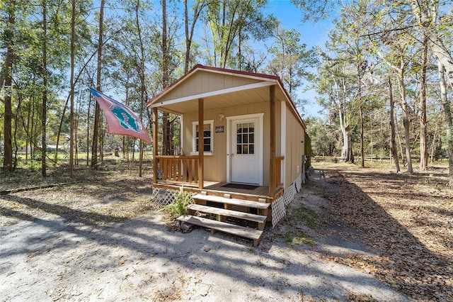 view of outdoor structure