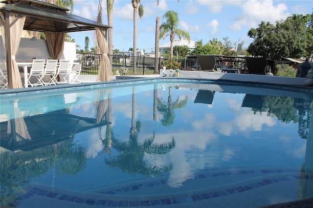 817 Blue Heron Blvd, Ruskin, FL 33570 - photo 4