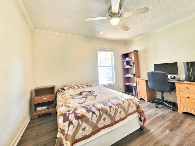 bedroom featuring light wood-type flooring, baseboards, a textured ceiling, and crown molding