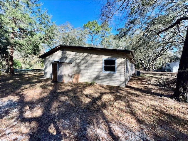 view of outbuilding with a garage