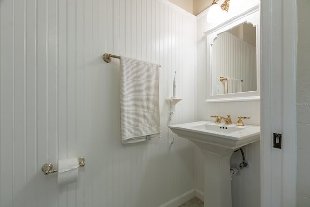 5620 NW 45th Ln, Gainesville, FL 32606 - bathroom with a sink