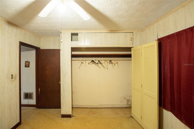 198 SE 59th St, Keystone Heights, FL 32656 - closet with visible vents