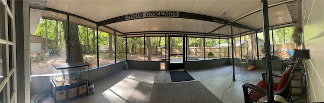 sunroom / solarium with a healthy amount of sunlight