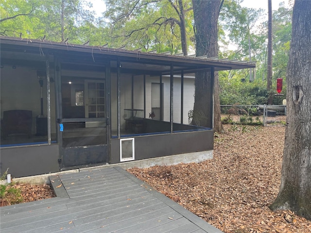 property entrance with fence