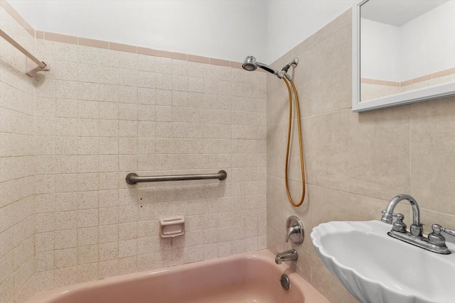 841 N Palm Springs Ter, Crystal River, FL 34429 - bathroom with  shower combination and a sink