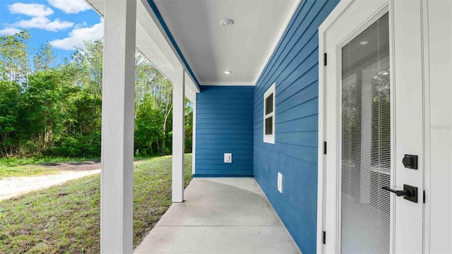 10055 Fox Hollow Dr, Hampton, FL 32044 - view of patio / terrace