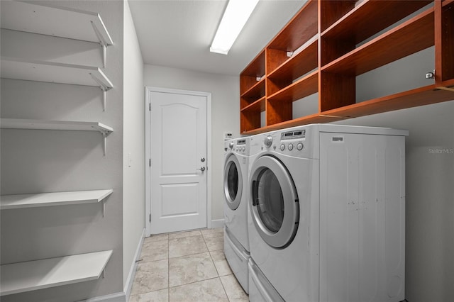 6382 SW 48th Dr, Gainesville, FL 32608 - laundry area with independent washer and dryer and baseboards