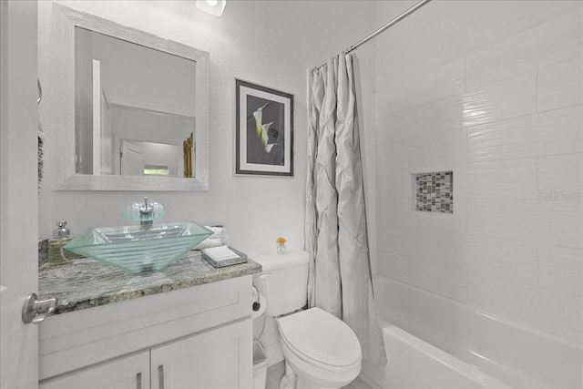 9835 SW 80th Pl, Hampton, FL 32044 - full bathroom featuring toilet, vanity, and shower / bath combination with curtain