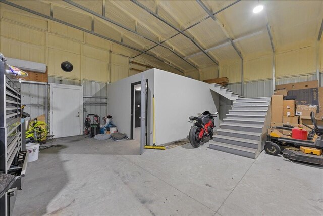 9835 SW 80th Pl, Hampton, FL 32044 - view of garage