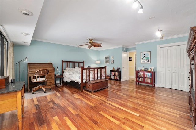 4714 NW 19th Pl, Gainesville, FL 32605 - bedroom featuring crown molding and light wood-style flooring
