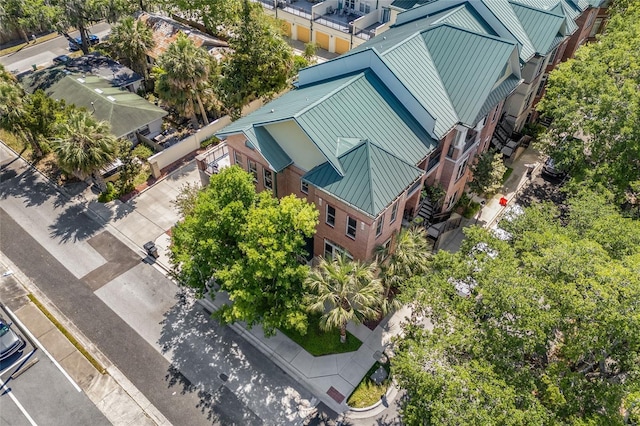 aerial view of property and surrounding area