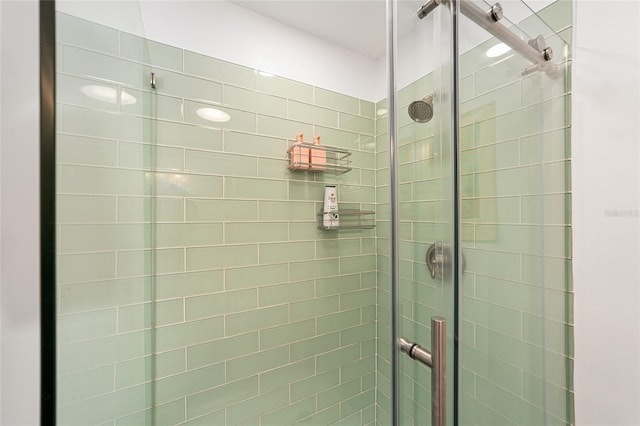 706 NE 1st St Unit 706, Gainesville, FL 32601 - full bathroom featuring a shower stall