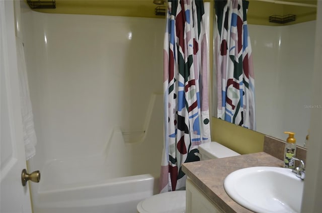 3870 SW 20th Ave Unit 1607, Gainesville, FL 32607 - bathroom with shower / bath combo with shower curtain, toilet, and vanity