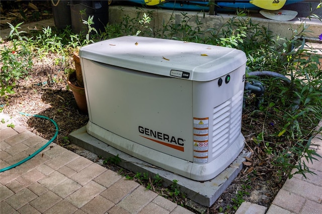2074 NW 11th Rd, Gainesville, FL 32605 - exterior view of a power unit