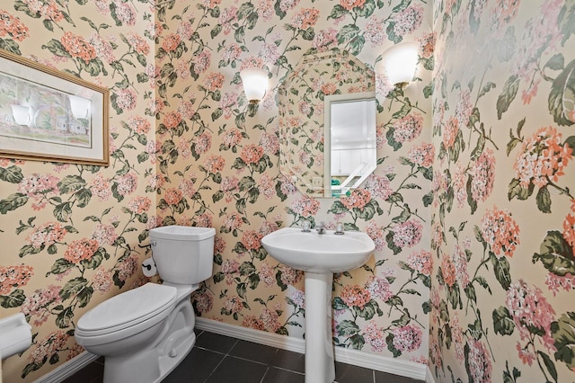 4319 SW 86th Way, Gainesville, FL 32608 - bathroom featuring wallpapered walls and tile patterned flooring