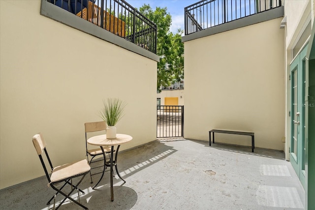 339 NE 2nd Ave, Gainesville, FL 32601 - view of patio with a balcony