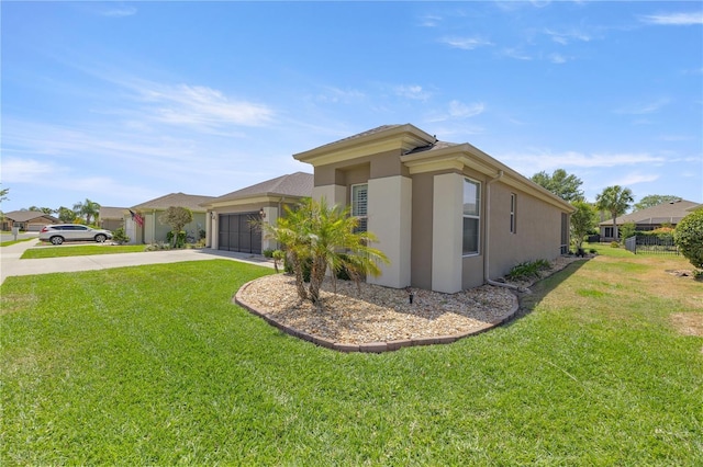 7274 SW 95th Ave, Ocala, FL 34481 - view of front of house featuring a garage, stucco siding, driveway, and a front yard
