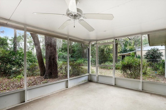 3925 NW 35th Pl, Gainesville, FL 32606 - unfurnished sunroom with a ceiling fan
