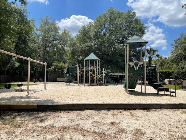 8815 SW 11th Ave, Gainesville, FL 32607 - view of communal playground