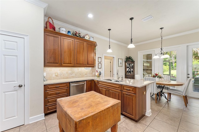 19138 NW 76th Ave, Alachua, FL 32615 - kitchen with a peninsula, light tile patterned floors, a sink, visible vents, and dishwasher