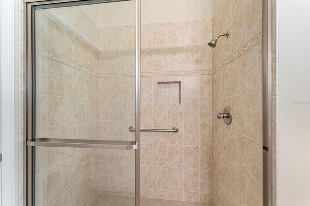 19138 NW 76th Ave, Alachua, FL 32615 - full bathroom featuring a stall shower