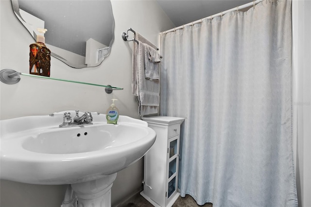 view of full bathroom