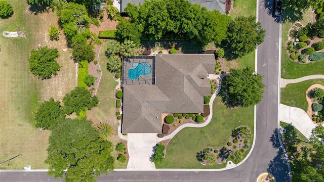 drone / aerial view of a pool area