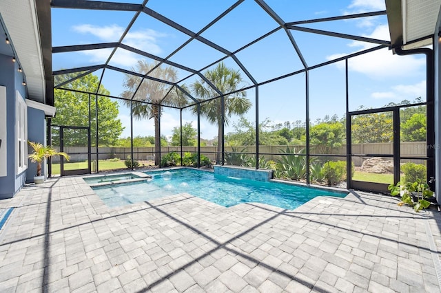 2734 SW 105th St, Gainesville, FL 32608 - view of swimming pool featuring a patio, a pool with connected hot tub, and a lanai