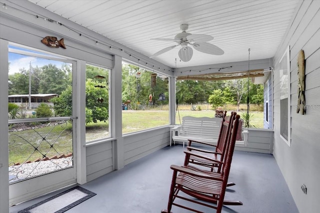 207 SW Rose Ln, Fort White, FL 32038 - sunroom with ceiling fan and plenty of natural light