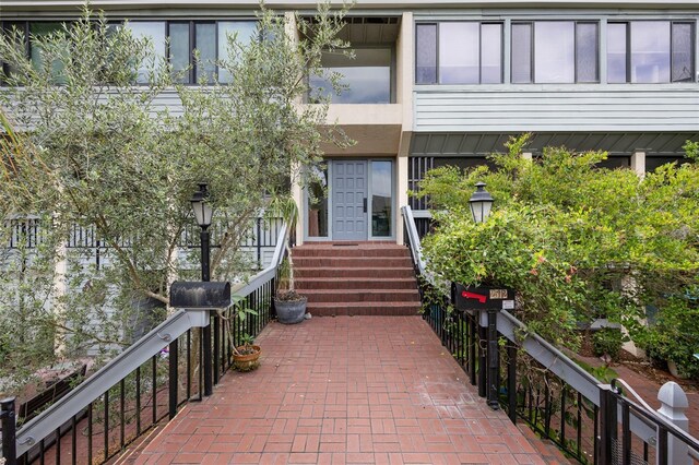 view of entrance to property