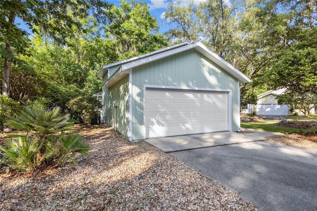 7202 NW 52nd Ter, Gainesville, FL 32653 - view of detached garage