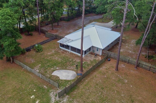 aerial view of property and surrounding area