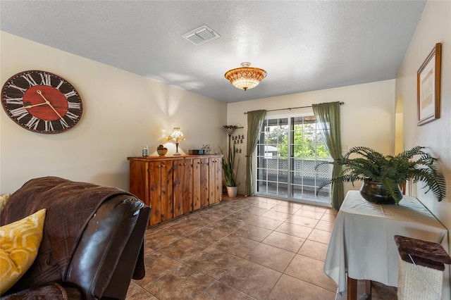 7450 SE State Road 121, Morriston, FL 32668 - office space featuring a textured ceiling