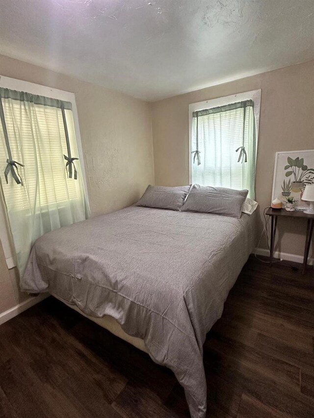 2529 SE 11th Ave, Gainesville, FL 32641 - bedroom with wood finished floors and baseboards