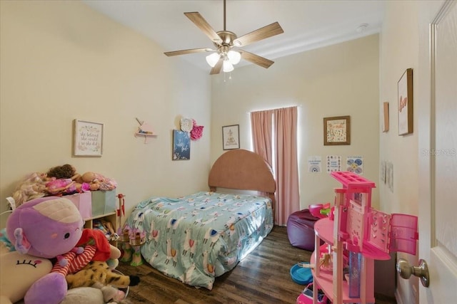 1180 Hough St, Bell, FL 32619 - bedroom featuring wood finished floors, lofted ceiling, and a ceiling fan