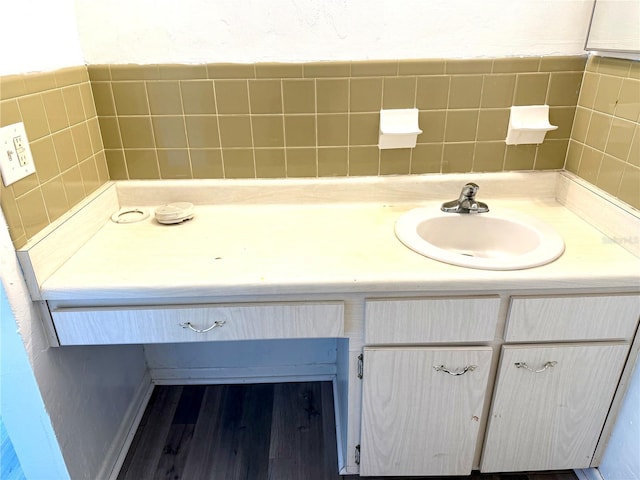 532 NE 7th Ter, Gainesville, FL 32601 - bathroom with vanity and wood finished floors