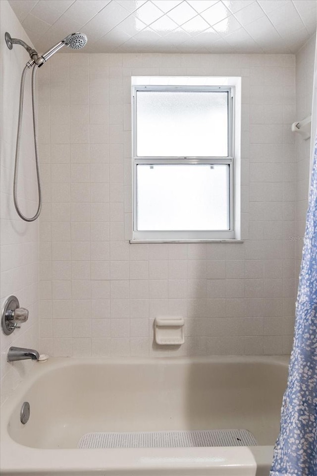 1786 S Border Ave, Inverness, FL 34452 - full bath featuring shower / tub combo