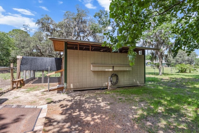 1786 S Border Ave, Inverness, FL 34452 - view of poultry coop featuring fence