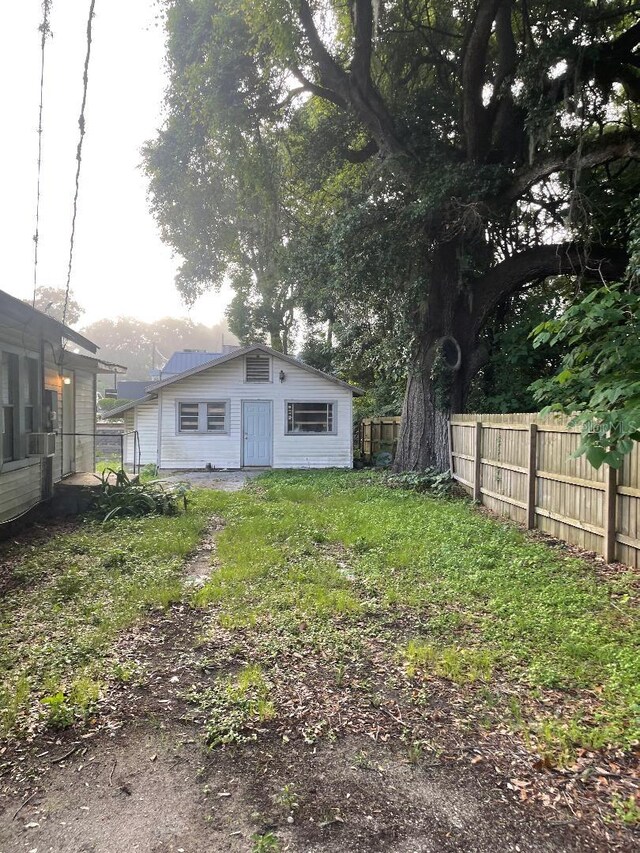 31 NW 4th St, Williston, FL 32696 - view of yard with fence
