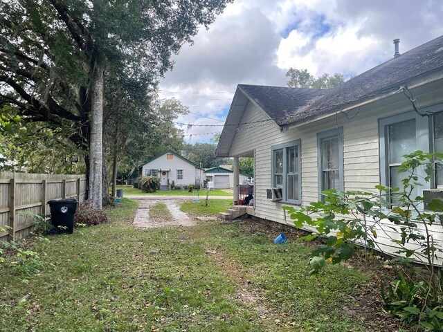 31 NW 4th St, Williston, FL 32696 - view of yard with cooling unit