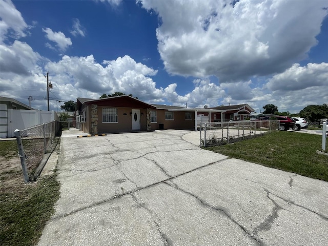 6019 W Fern St, Tampa, FL 33634 - ranch-style house with asphalt driveway