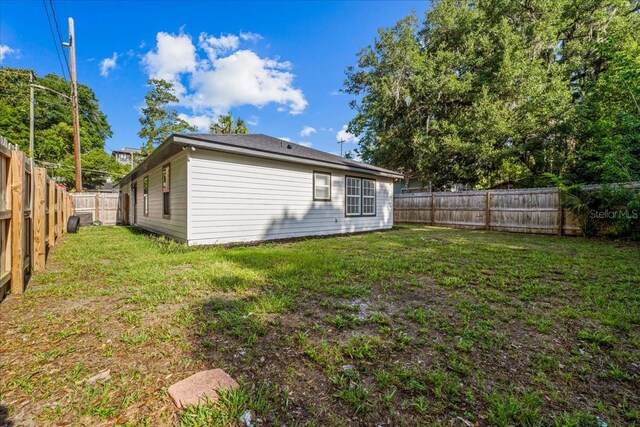 415 NW 10th St, Gainesville, FL 32601 - view of rear view of house