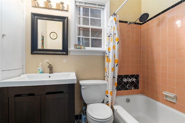535 NE 9th Ave, Gainesville, FL 32601 - full bathroom with vanity, toilet, and shower / bath combination with curtain