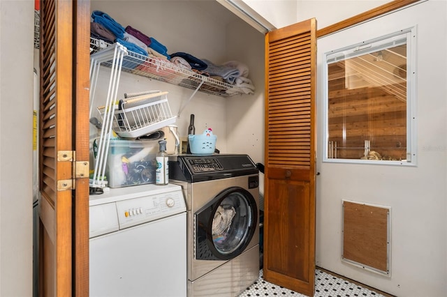 535 NE 9th Ave, Gainesville, FL 32601 - washroom with separate washer and dryer