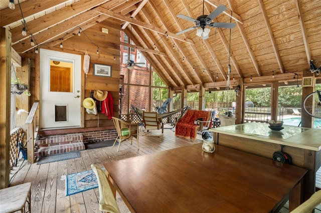 535 NE 9th Ave, Gainesville, FL 32601 - view of sunroom / solarium