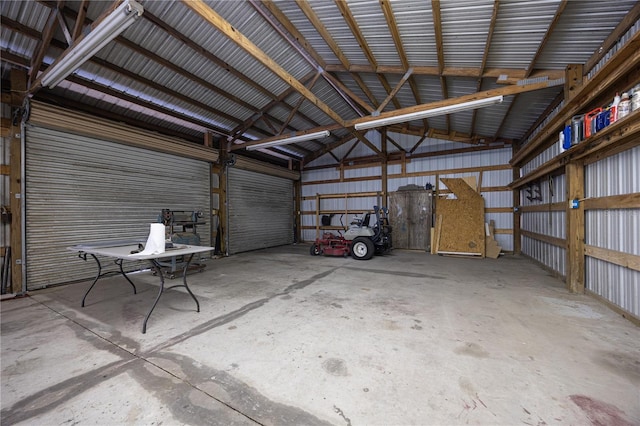 8968 122nd St, Live Oak, FL 32060 - garage featuring metal wall