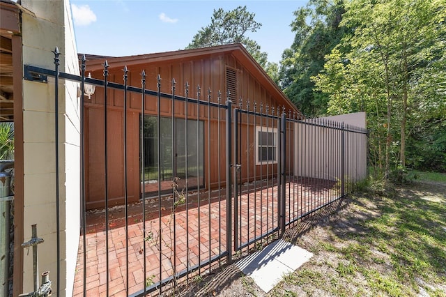 13207 SW Williston Rd, Micanopy, FL 32667 - view of gate
