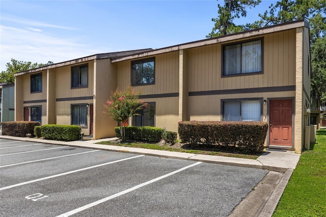 2300 SW 43rd St Unit Q2, Gainesville, FL 32607 - view of front of house with uncovered parking