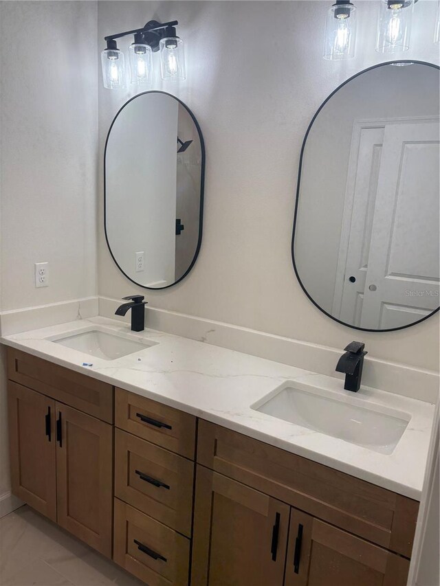 2522 SE 11th Ave, Gainesville, FL 32641 - bathroom featuring double vanity