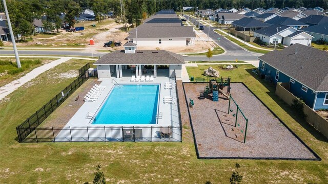 6669 SW 10th Ln, Gainesville, FL 32607 - community pool with a patio area